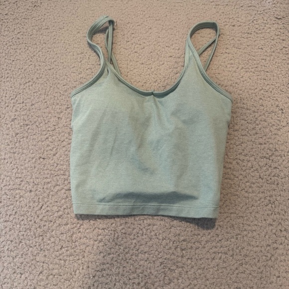 Vuori Green Crop Top - Picture 1 of 12